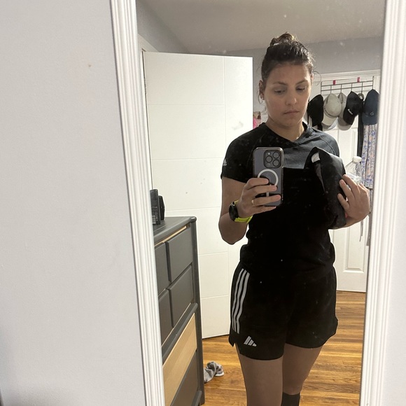 Meet your Posher, Stephanie - Picture 1 of 1